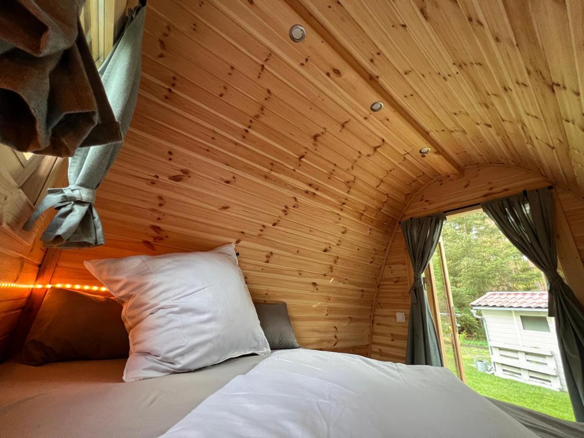 Ferienhaus Im Wald Borkwalde Екстериор снимка